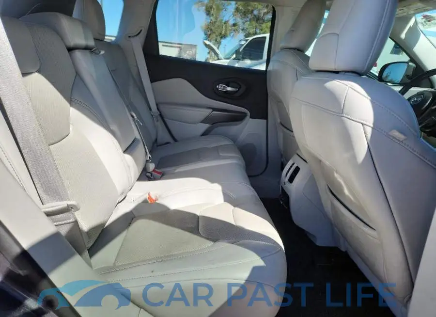 1C4PJMDX4LD612029# 11
