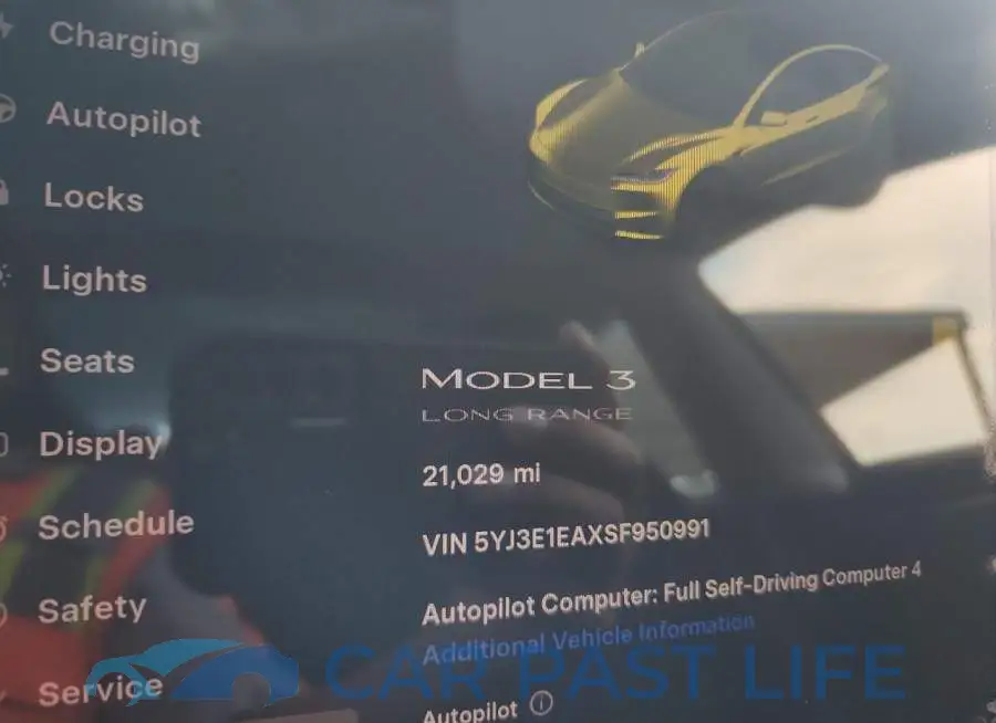 5YJ3E1EAXSF950991# 9