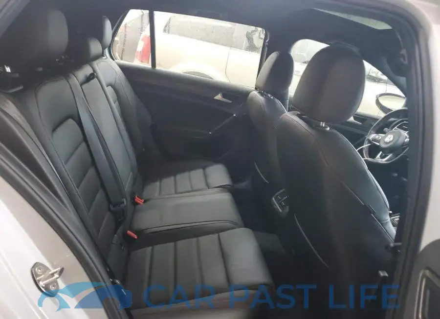 3VW6T7AU8MM005748# 10