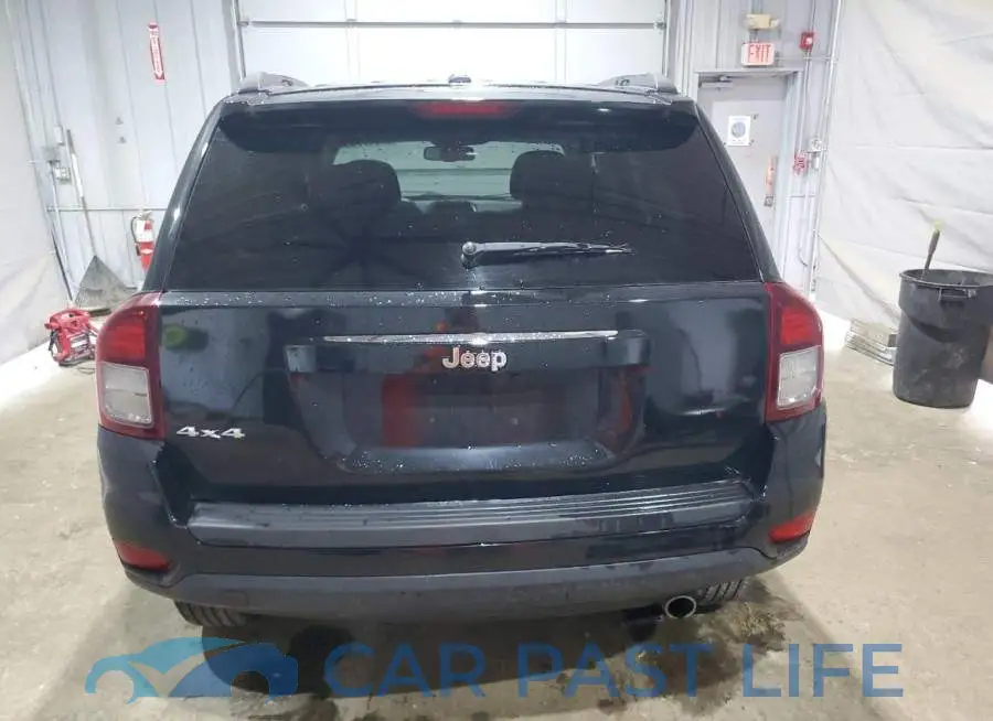 1C4NJDEB8HD101067# 6