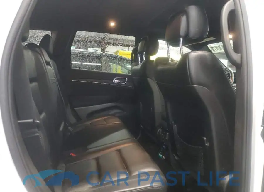1C4RJFBG2JC450749# 11