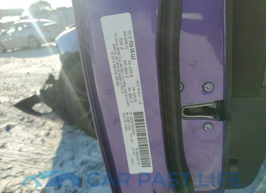 2C3CDXCT8GH163280# 12