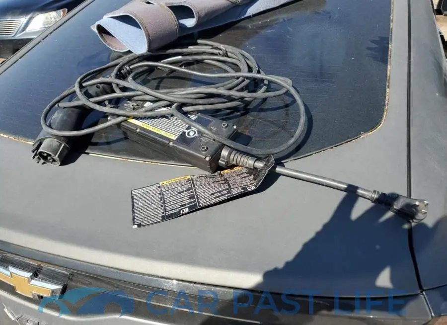 1G1RB6S55HU186242# 12