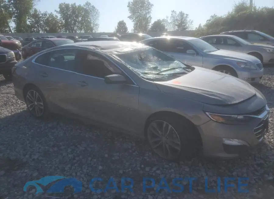 1G1ZD5ST1NF118572# 4