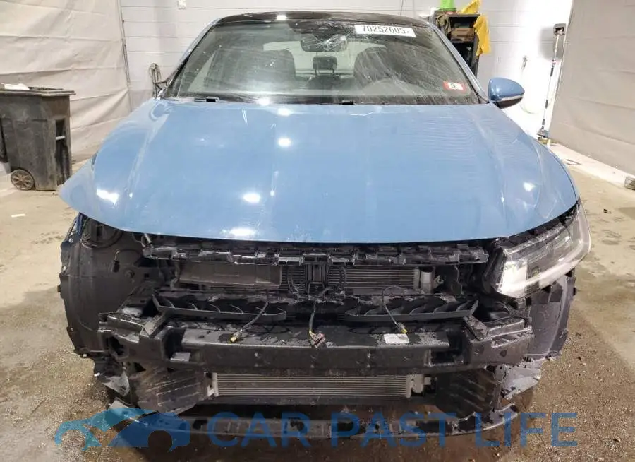 3VW2T7BU0SM037975# 5