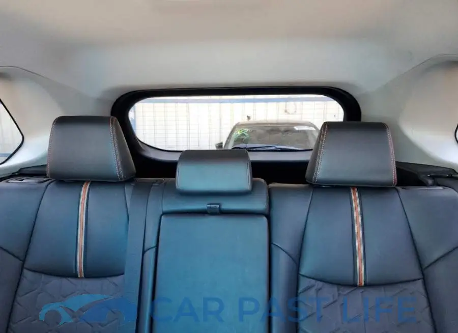 2T3J1RFV9MW174790# 10