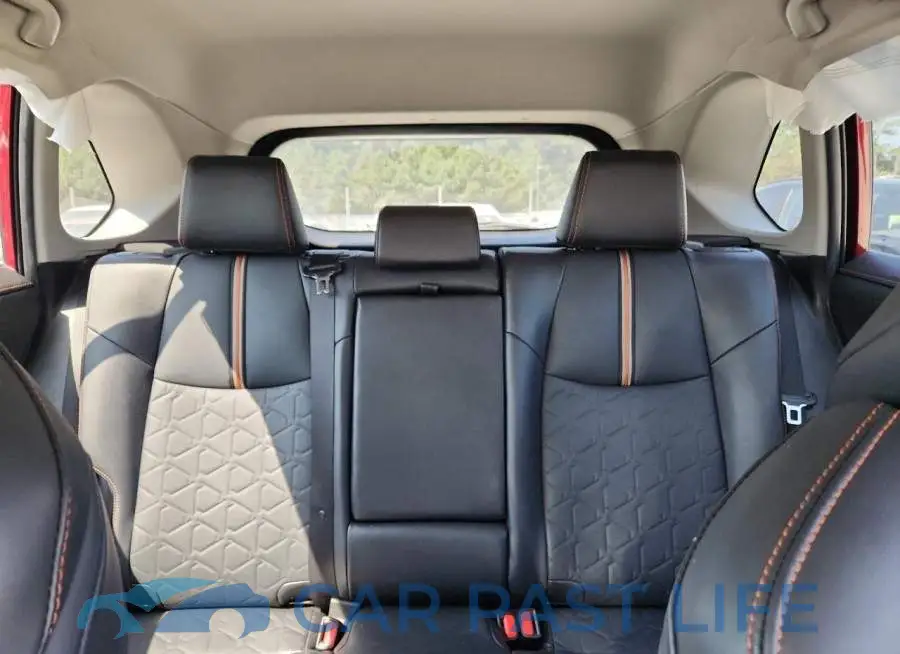 2T3J1RFV9PW376193# 10