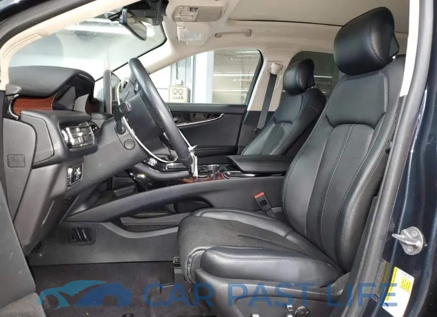 2LMPJ8KP8PBL24715# 7