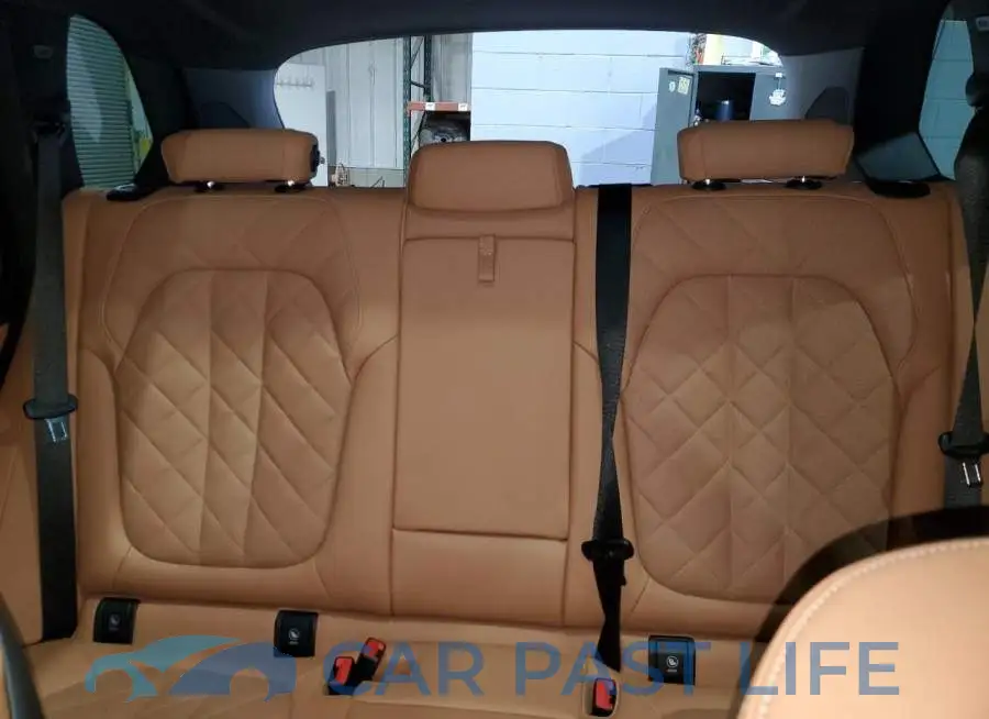 5UX23EU05R9V65715# 10