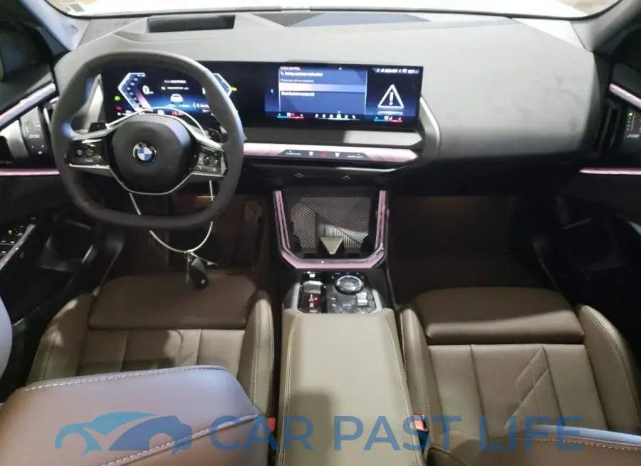 5UX53GP04T9209882# 8