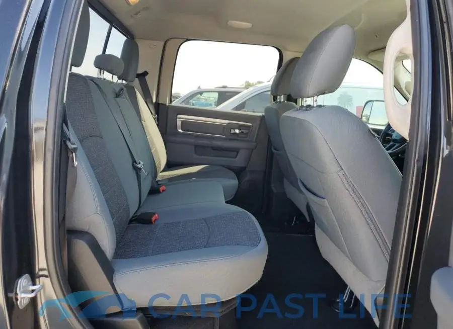 1C6RR6LM8JS261971# 10