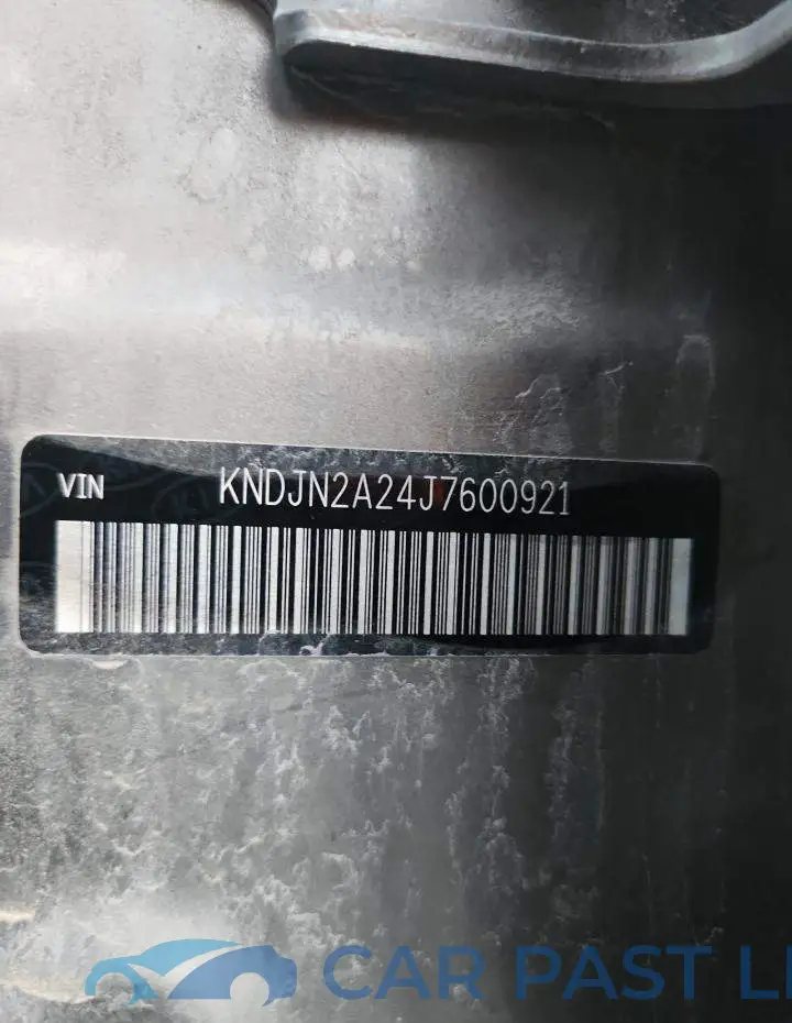 KNDJN2A24J7600921# 12