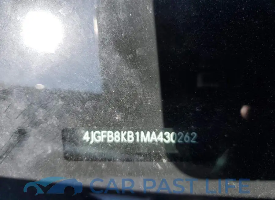 4JGFB8KB1MA430262# 14