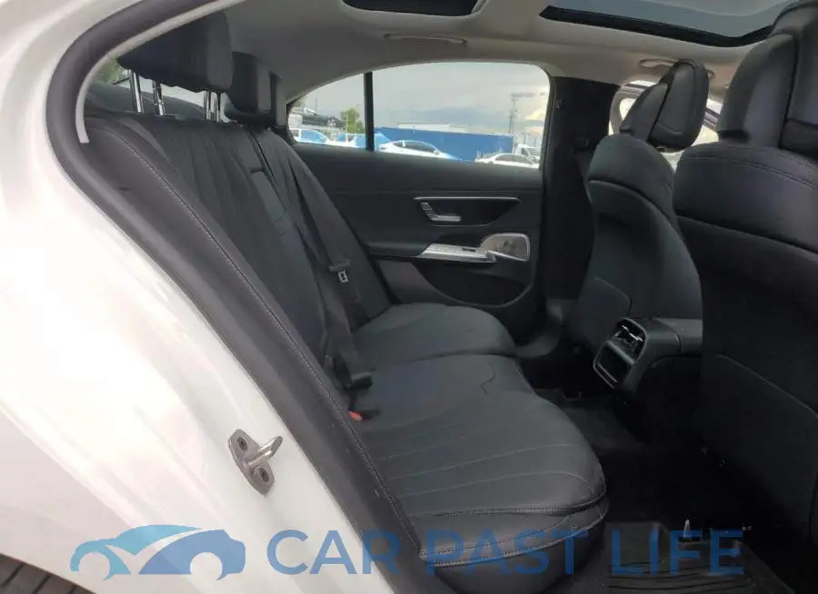 W1KLF4GB6SA169386# 10