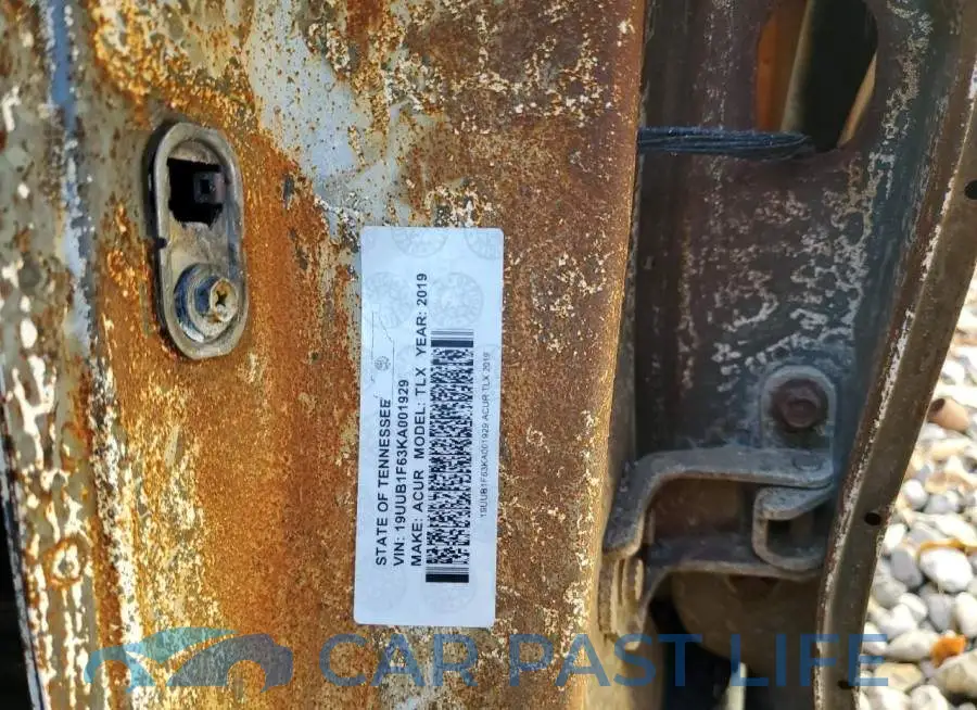 19UUB1F63KA001929# 12