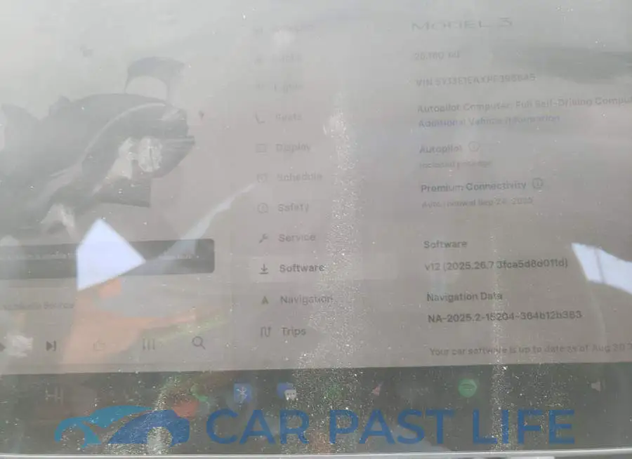 5YJ3E1EAXPF395645# 9