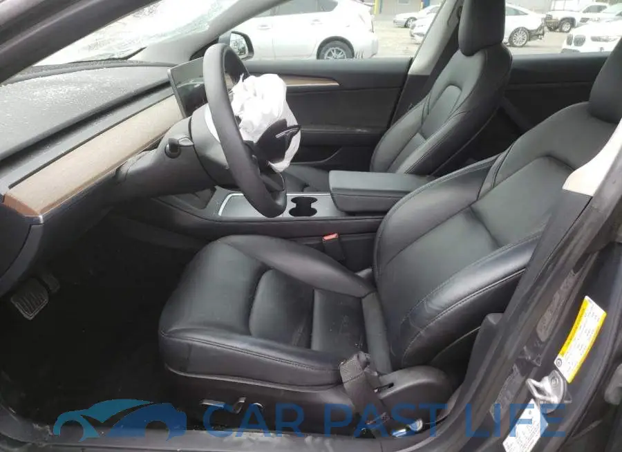 5YJ3E1EAXPF395645# 7