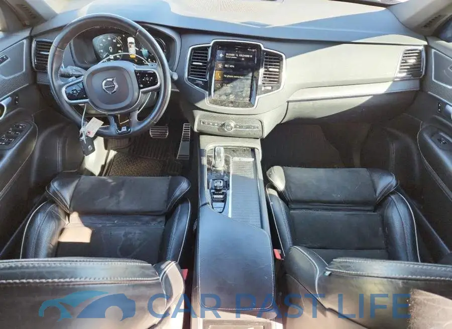 YV4BR0PM5J1383823# 8