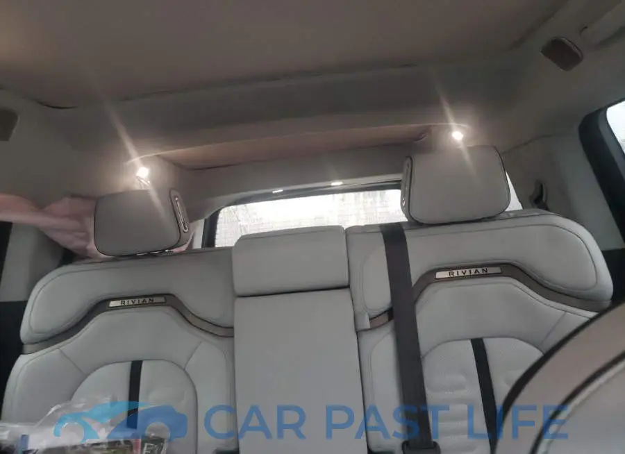 7PDSGABA0PN005253# 10