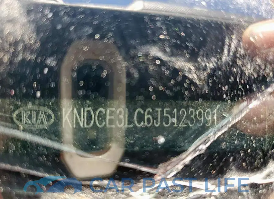 KNDCE3LC6J5123991# 12