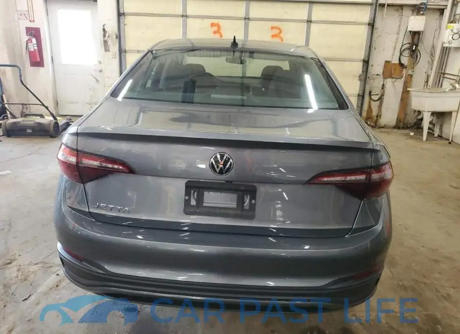 3VWCM7BU0NM017411# 6