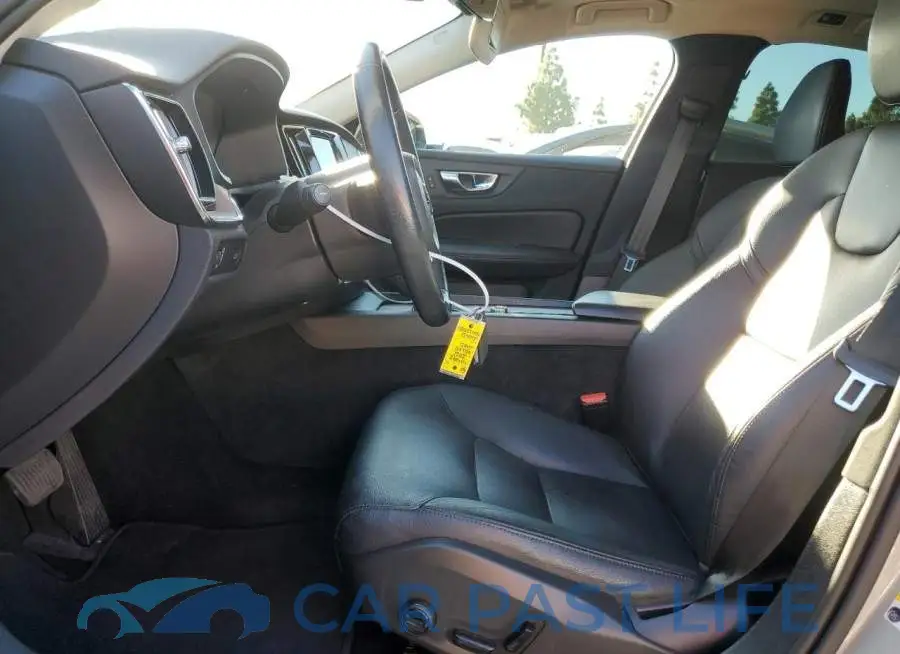 7JR102FZ8MG123033# 7