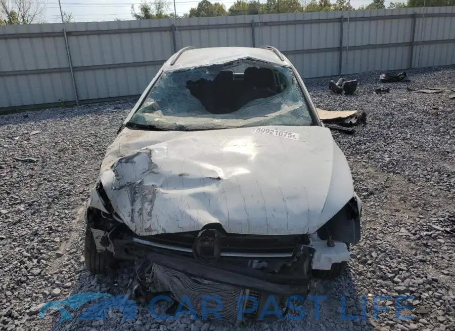 3VW117AU8KM517992# 5