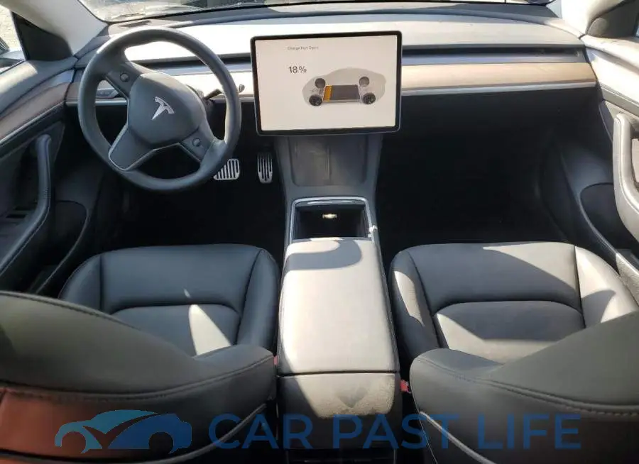 5YJ3E1EAXPF496040# 8
