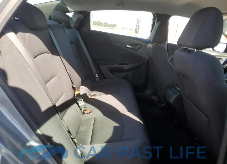 1G1ZG5STXPF152701# 10