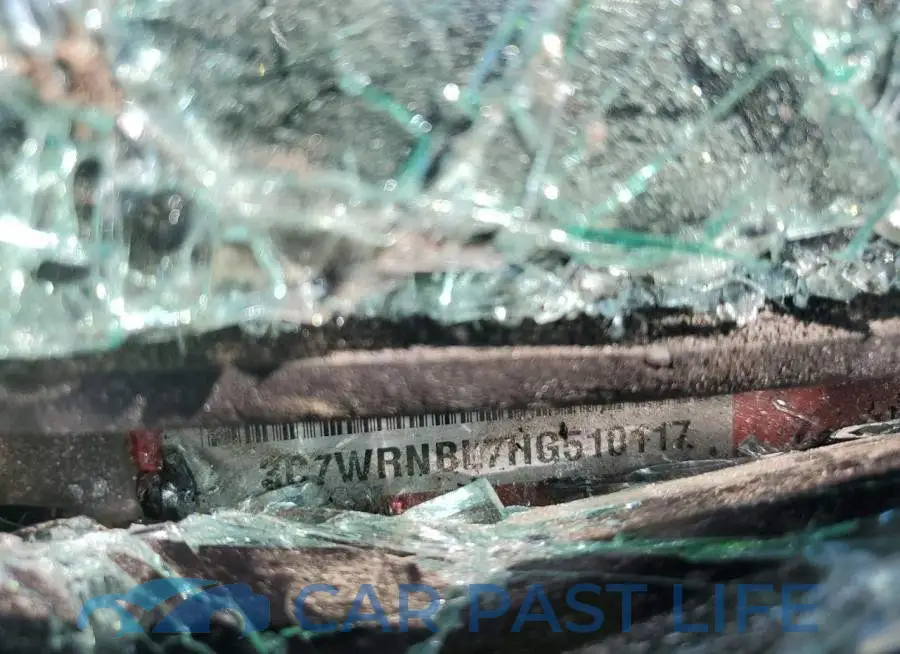 3C7WRNBL7HG510117# 10