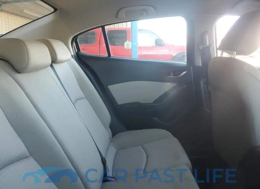 3MZBM1T70GM322962# 10