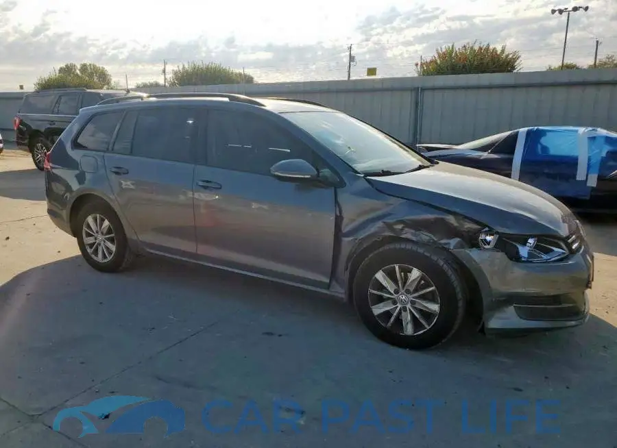 3VWC17AU8GM515840# 4