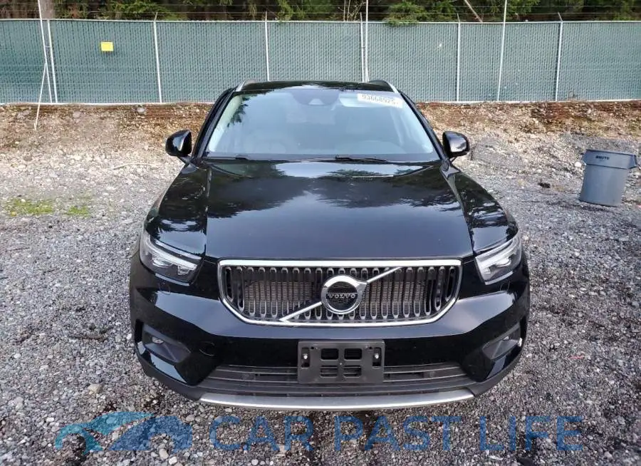 YV4162UK9N2650822# 5