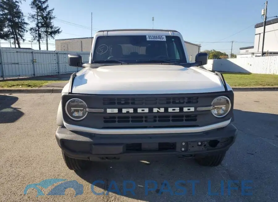 1FMDE5BH6NLB72697# 5