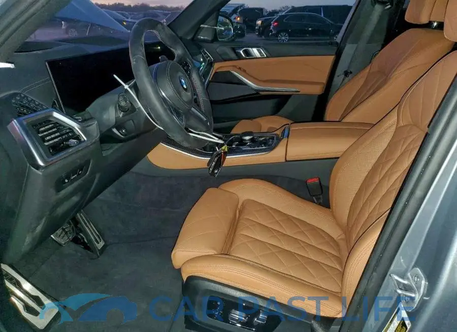 5UX33EU09T9120051# 7