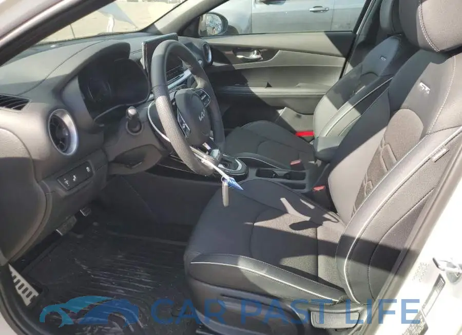 3KPF54AD8RE730618# 7