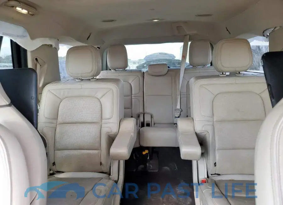 5LMJJ2LT4JEL08644# 10
