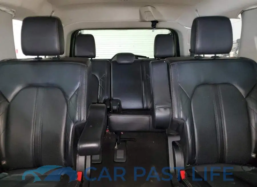 1FMJU1MT5JEA64182# 10