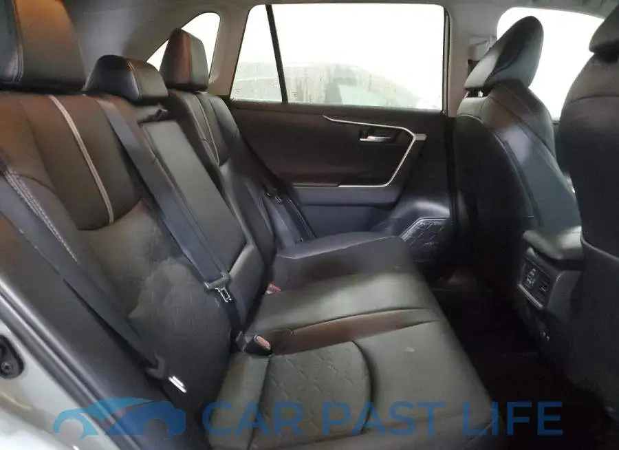 2T3J1RFV2MW152372# 11