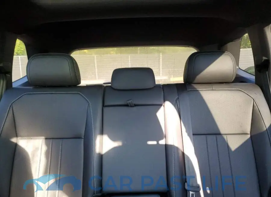 3VV8B7AX3RM003519# 10