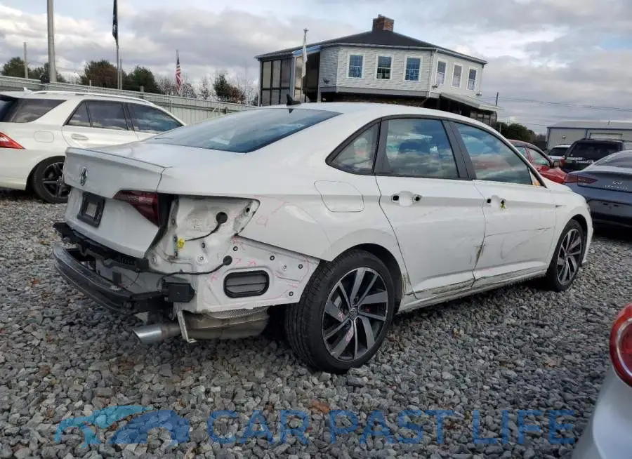 3VW5T7BU0MM018794# 3