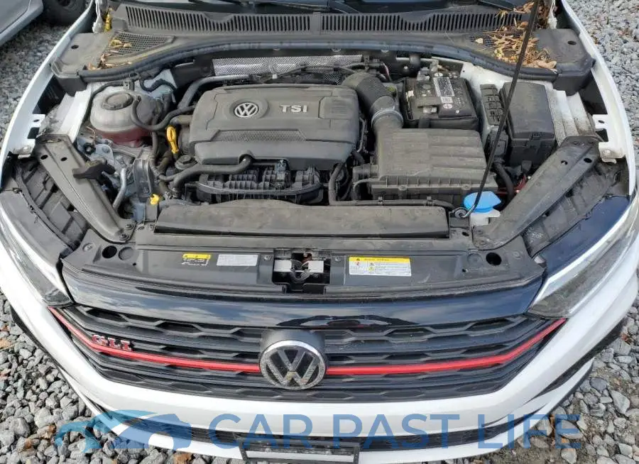 3VW5T7BU0MM018794# 11