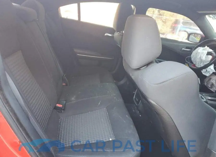 2C3CDXHG2KH561945# 10