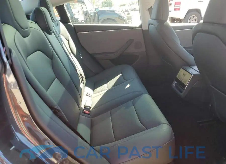 5YJ3E1EAXSF057395# 10