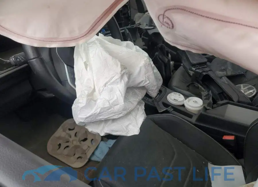 3VWGM7BU1RM045919# 8