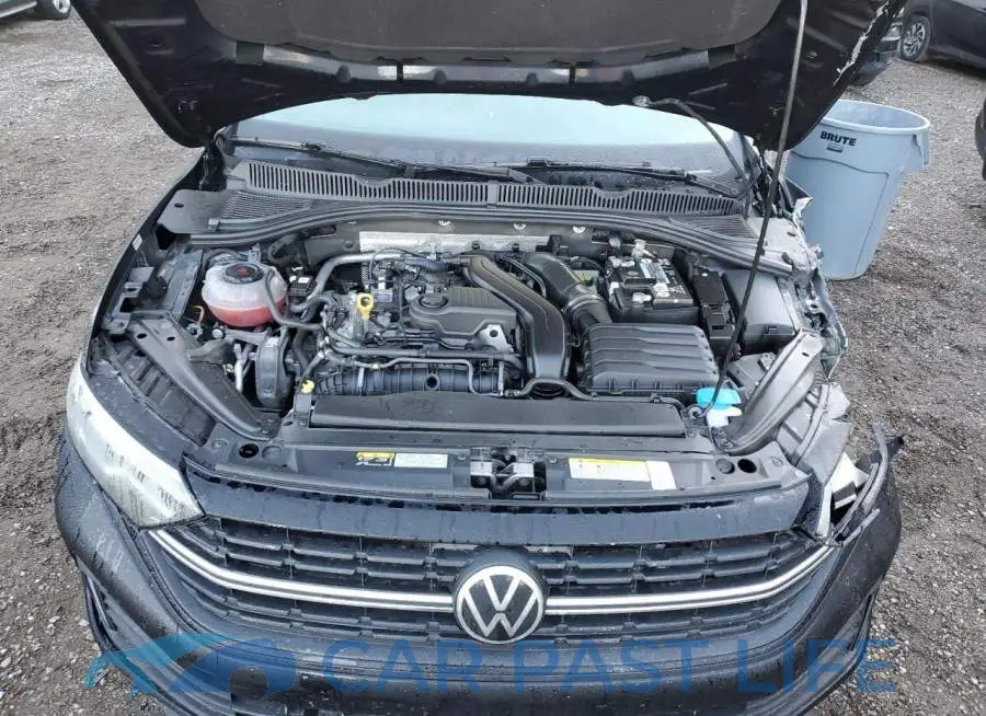 3VWSM7BU1NM018515# 11