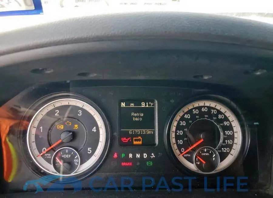 3C63RRGL8JG413165# 9