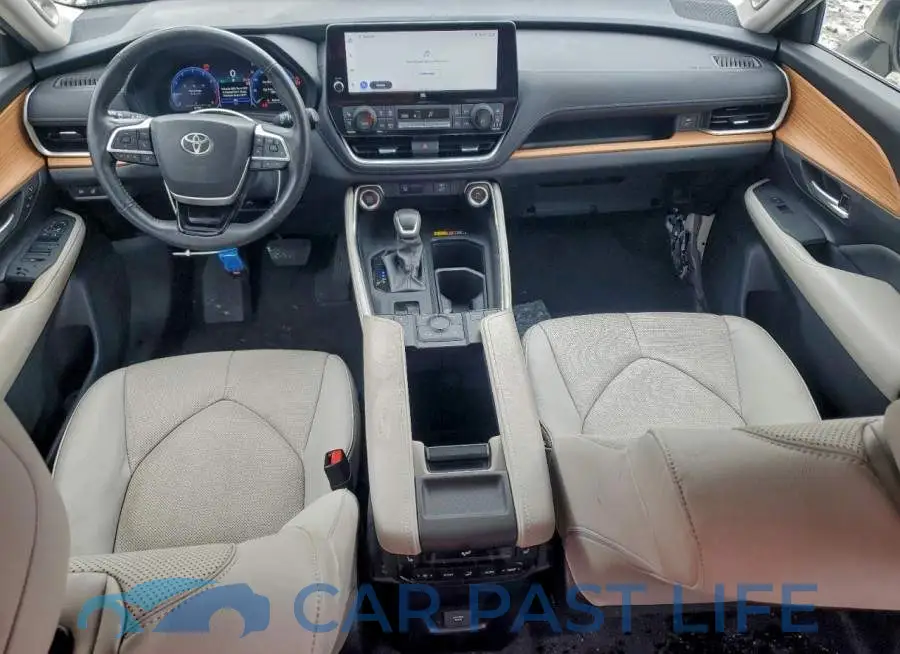 5TDAAAB51RS014130# 8