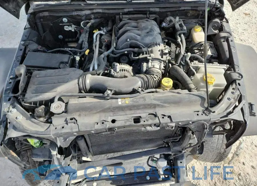 1C4BJWDG7JL895311# 12