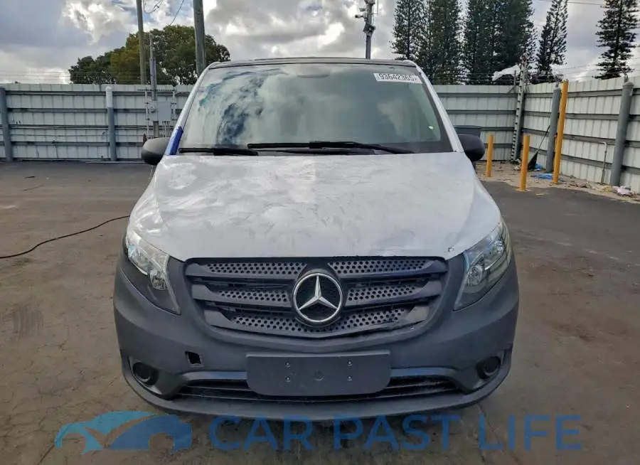 W1YV0CEY5N4114027# 5